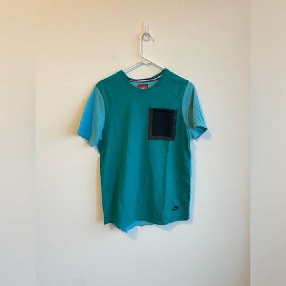 Nike Mens Tech Hypermesh Pocket T-Shirt,Turquoise Blue Size Large